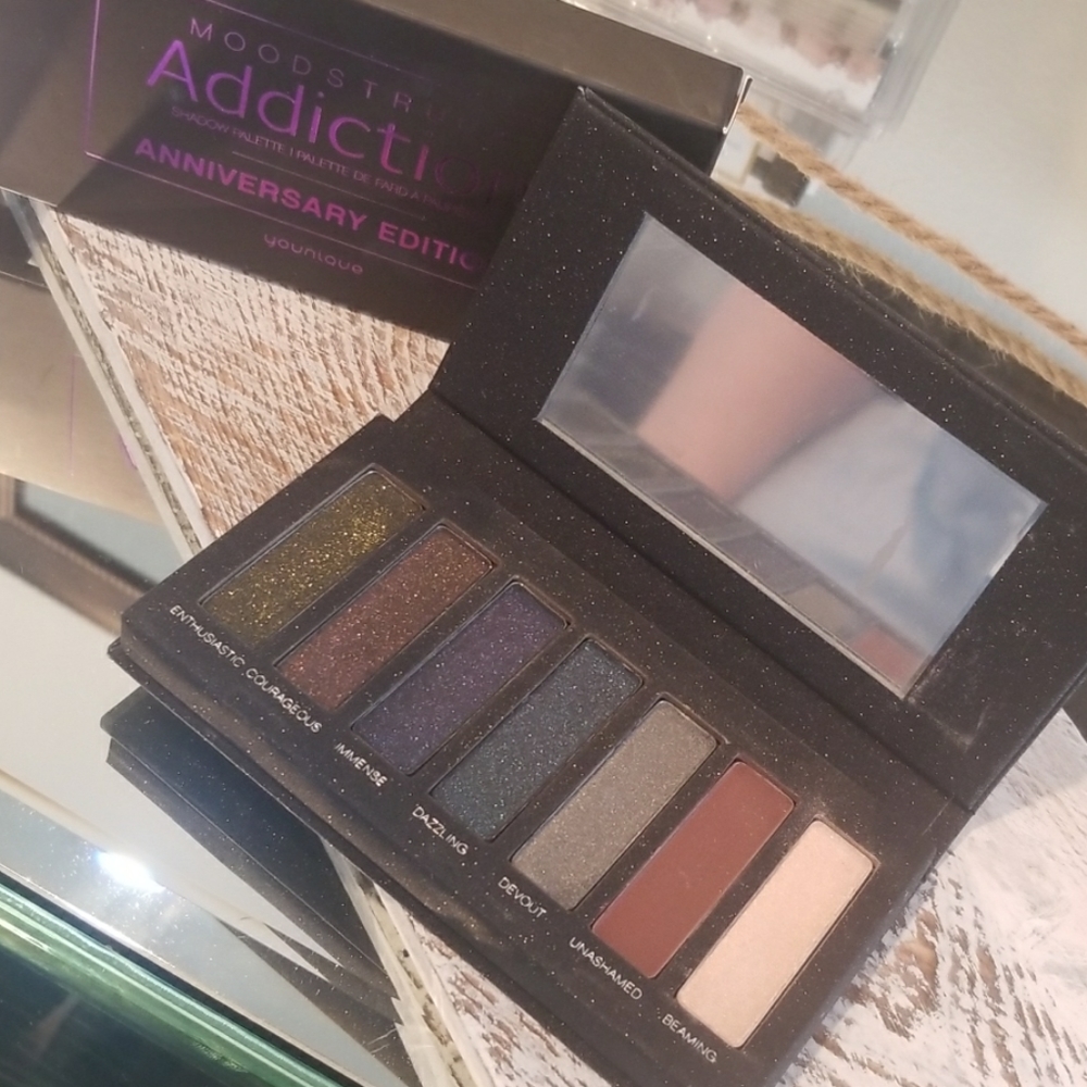 Moodstruck Addiction Anniversary Edition